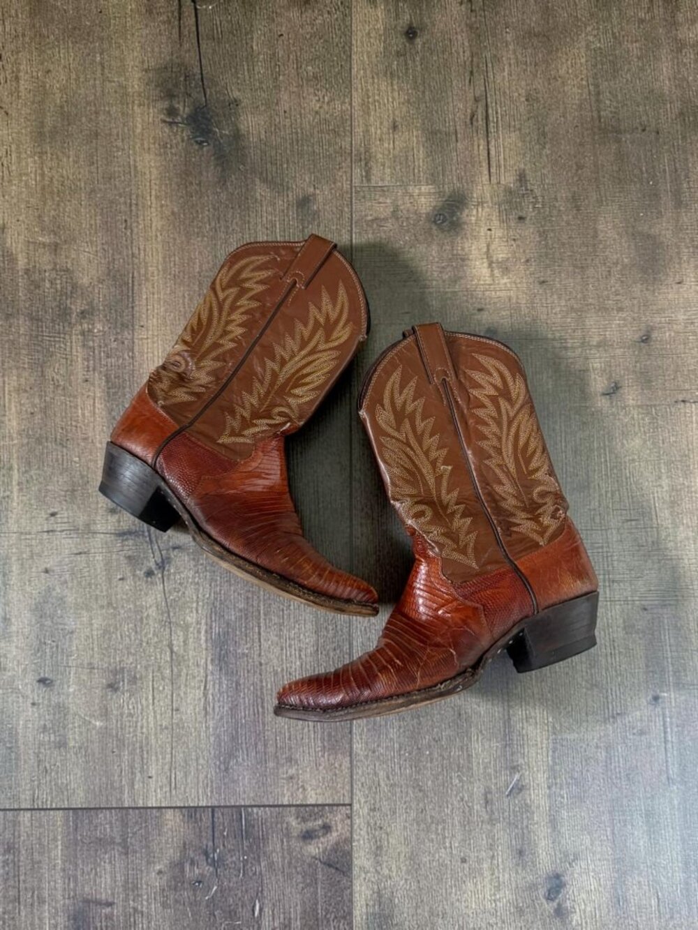 JUSTIN Women’s Saddle Tan Western Cowboy Boots Size 8.5